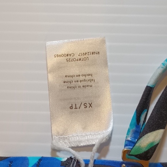 WEWOREWHAT Blue Black Floral 3 Piece Retro Fit Sarong Bikini Set A20 - Picture 14 of 15